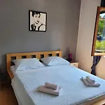 Apartmani Vini